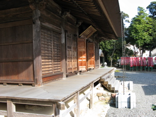 薬師堂　西側より